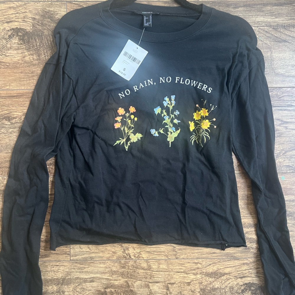 Graphic tee